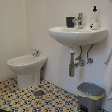 Apartment Casa Valientes A - Free Private Parking, Wifi & Ac
